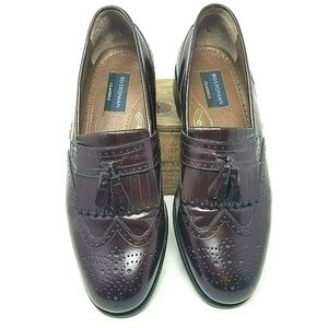 Bostonian Shoe 10.5 M burgundy Leather Slip On